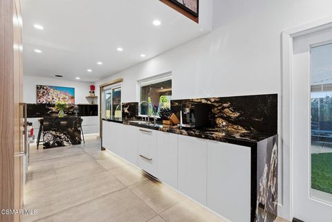 Tiny photo for 9998 Jamestown Street, Ventura, CA 93004 (MLS # 226000394)