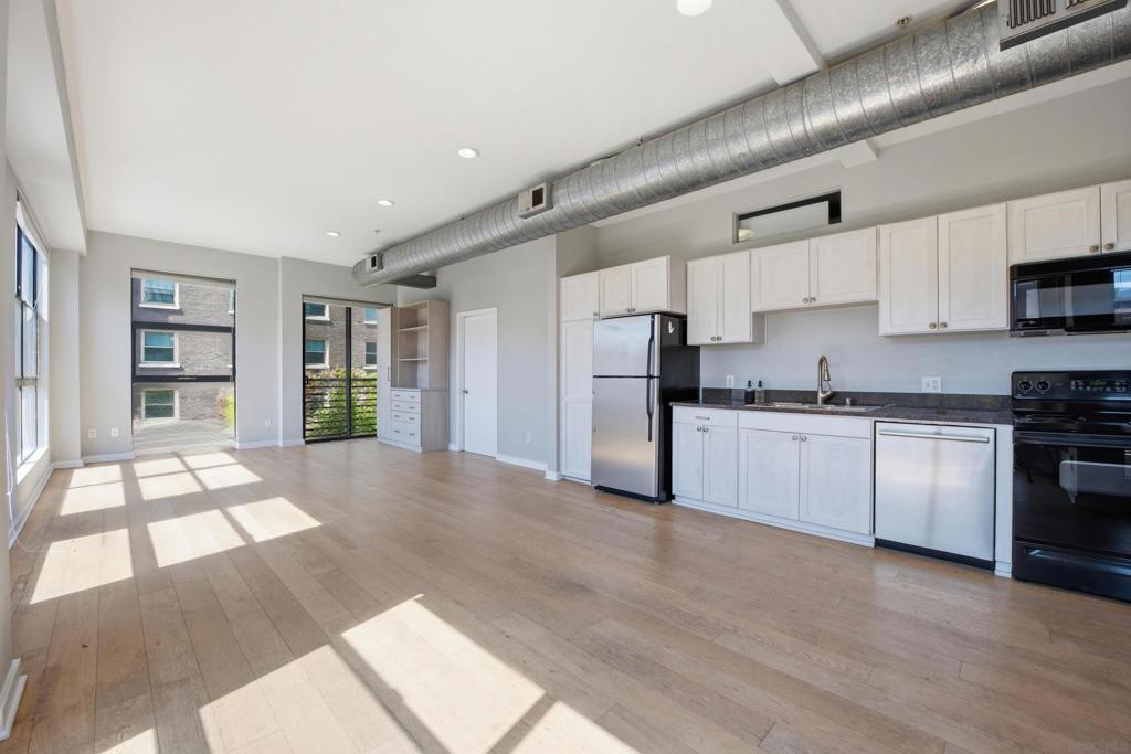 777 6th Ave 319