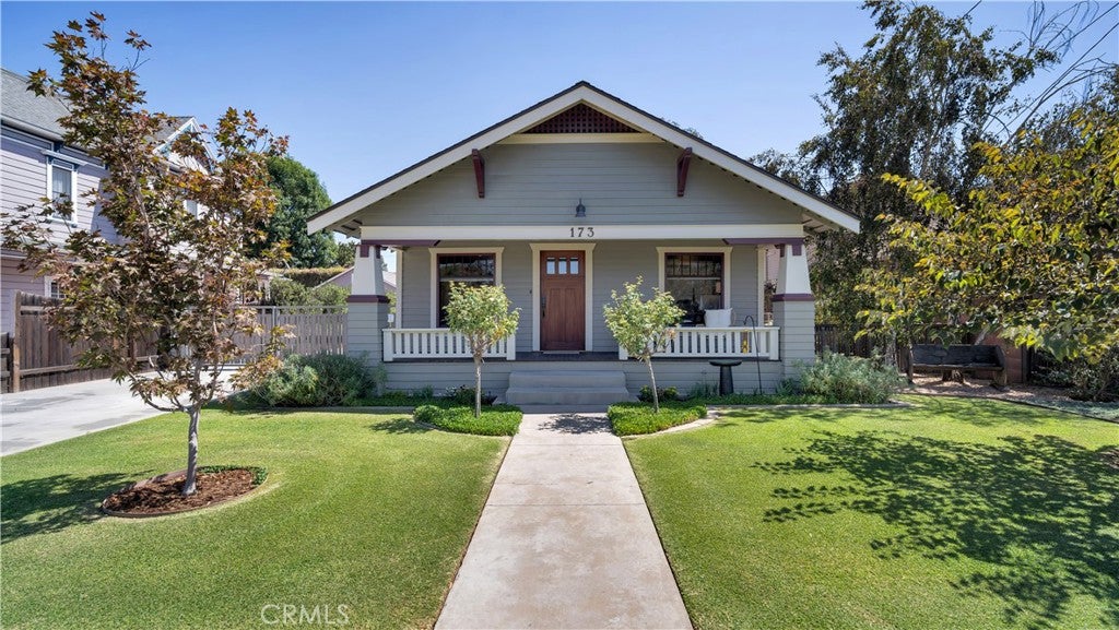 173 S Cypress