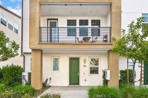 Photo of 704 Cara Cara Ln, Covina, CA 91723 (MLS # PF25266106)