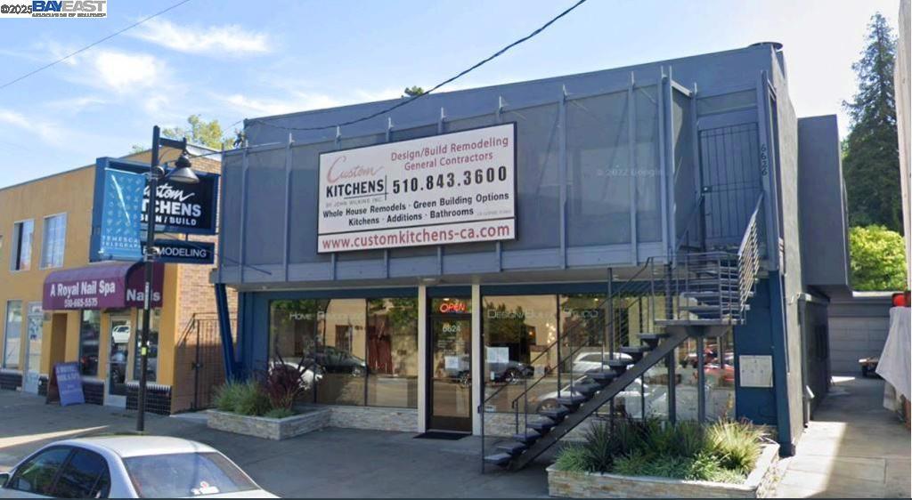 Two residential units, one larger apartment with 2 family rooms, one smaller apartment. Both apartments are month-to-month tenants and 1 bed/1 bath. One commercial retail space with excellent visibility. There is a warehouse in back as well with a roll up door allowing for extra parking and storage. Great Location on Telegraph Ave: Approximately 1.2 miles from UC Berkeley and close proximity to BART with Heavy Daytime foot traffic