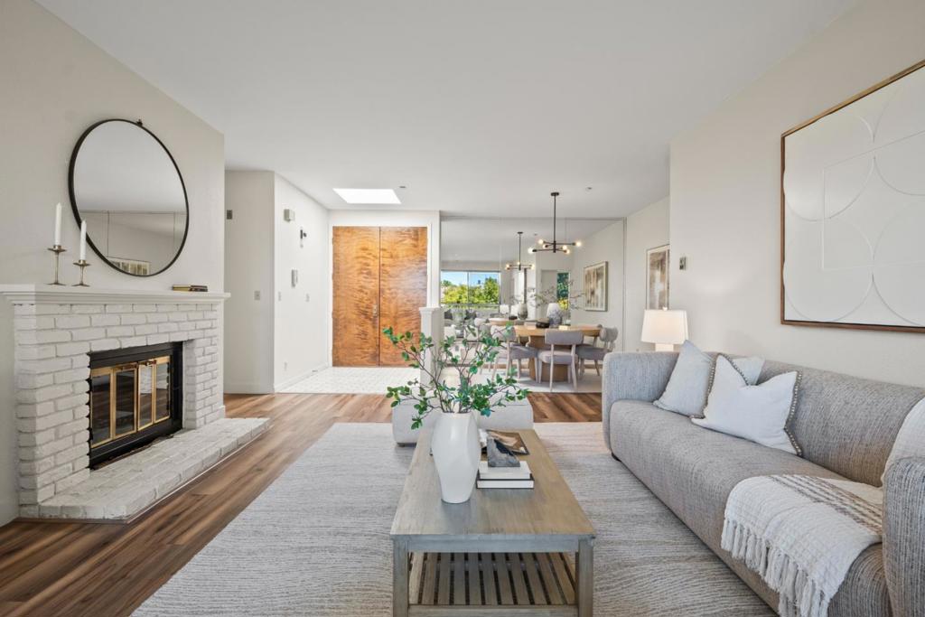 320 Elm Street 304