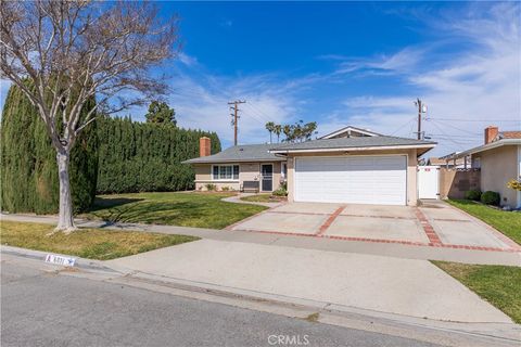 6011 Santa Barbara Garden Grove CA 92845