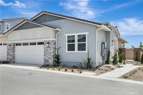 MLS: OC26122971