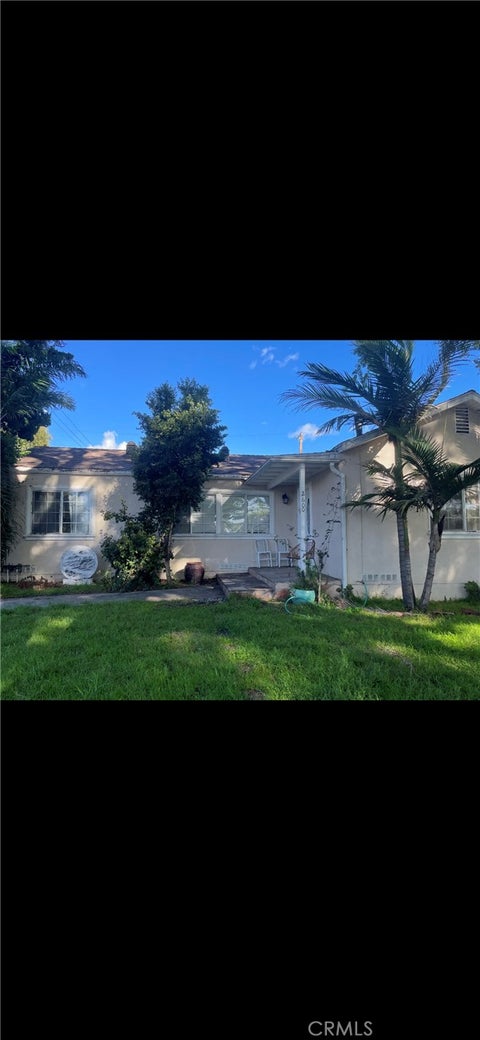 Photo of 2602 Colby Avenue, Mar Vista, CA 90064 (MLS # SR26211704)