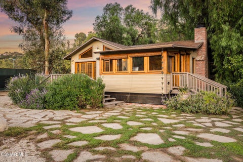 Photo of 307 San Pasqual Avenue, South Pasadena, CA 91030 (MLS # 226004951)