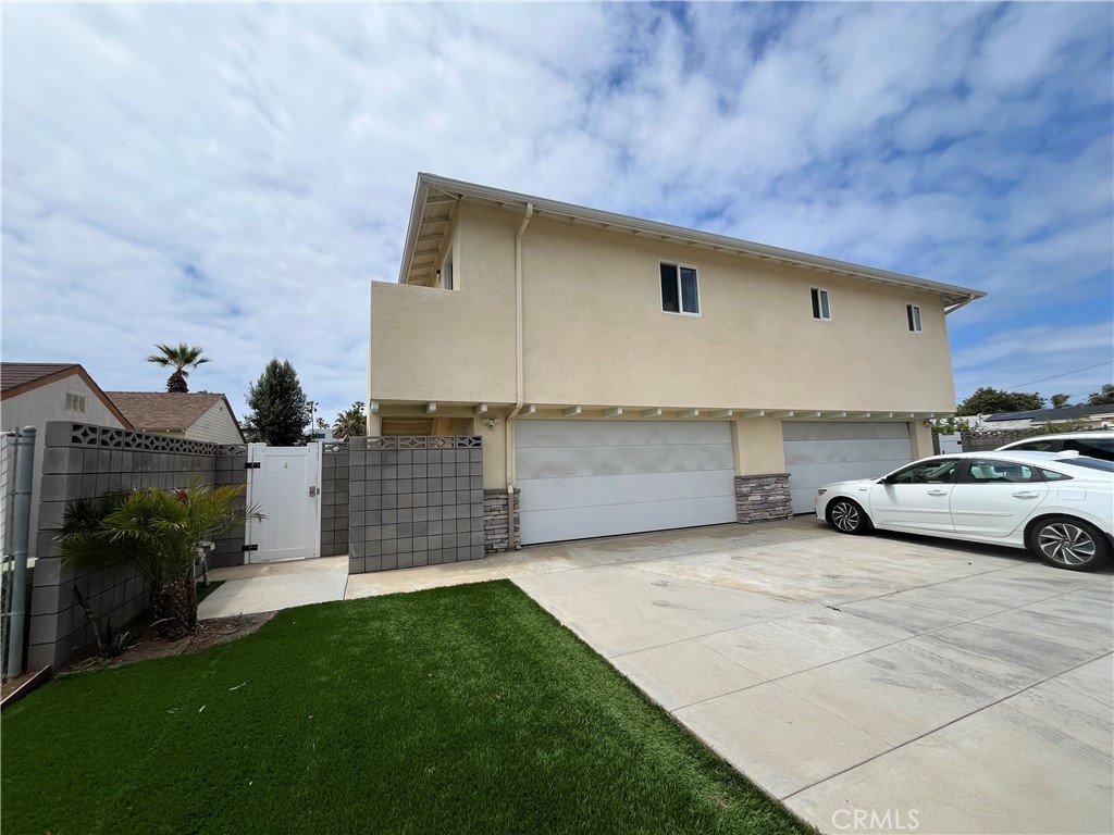 Walk to the Beach, Shops, Restaurants and Enjoy the Beach Life! South Oceanside Home - Detached ADU (Accessory Dwelling Unit) built in 2018. Offers 950 Sq Ft Living Space. Upgraded Kitchen Opens to Spacious Living Room with Balcony. Two Bedrooms, Two Nicely Updated Bathrooms, Main Bathroom has Double Sinks. Laminated Wood Flooring, Fresh Paint, Recessed Lighting, Plantation Shutters, Ceiling Fans. Stackable Washer/Dryer and Refrigerator are Included. Private Entrance, Oversized Two Car Garage with Overhead Storage Racks and Shelving,Private Driveway and Street Parking. Water, Sewer and Trash are Included. Available Starting 8/7/2025. Small Pets OK Upon Approval.