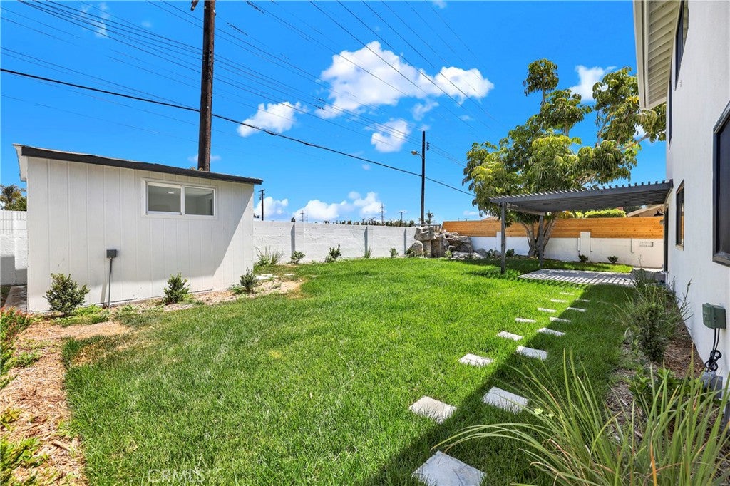 10321 Kamuela, Huntington Beach CA 92646 - Photo 24