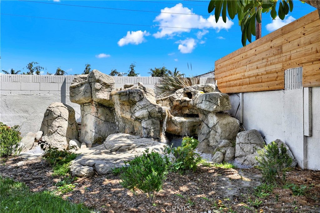 10321 Kamuela, Huntington Beach CA 92646 - Photo 22