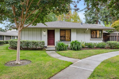Photo of 1542 Easington Way, San Jose, CA 95126 (MLS # ML82065539)