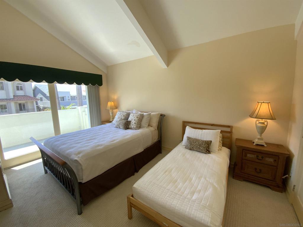 Coronado Cays - Residential