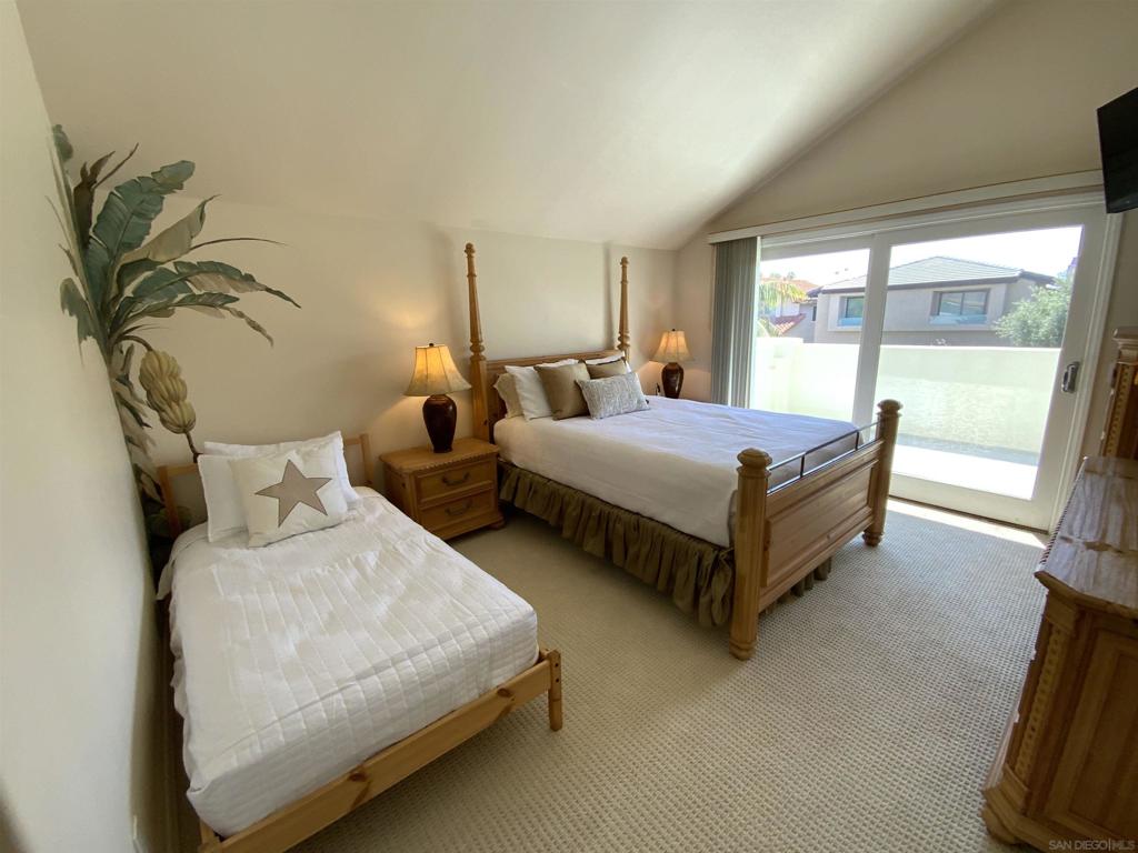 Coronado Cays - Residential