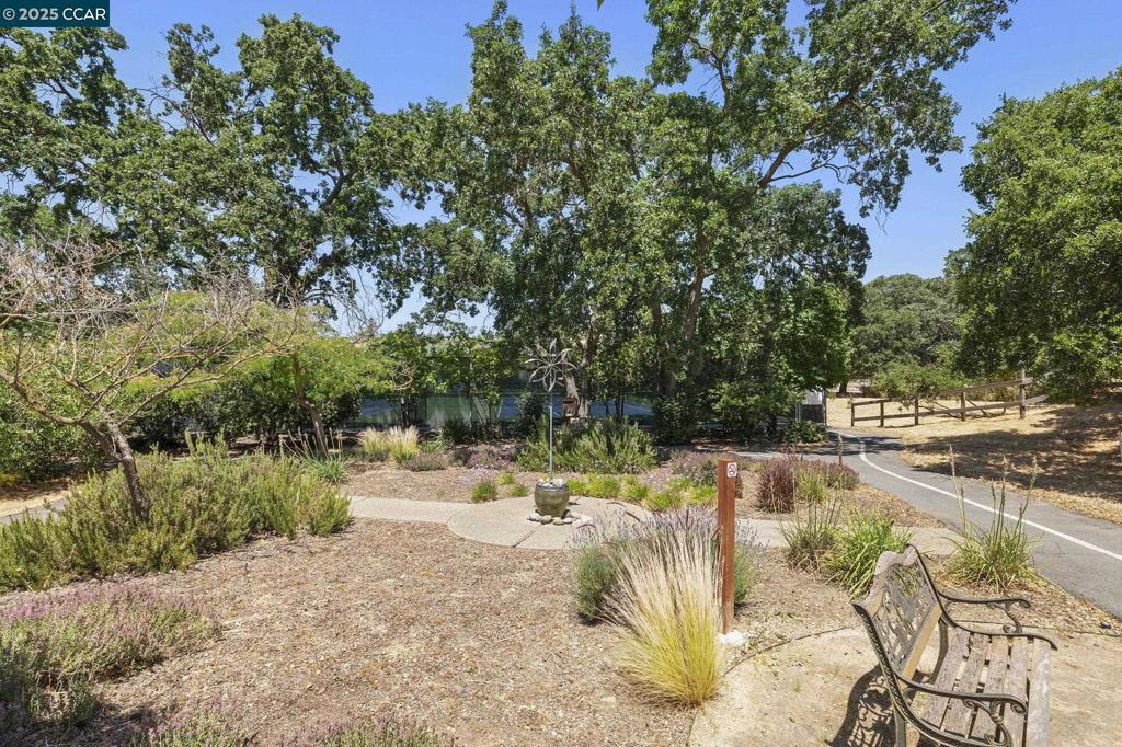 NORTH GATE - Residential