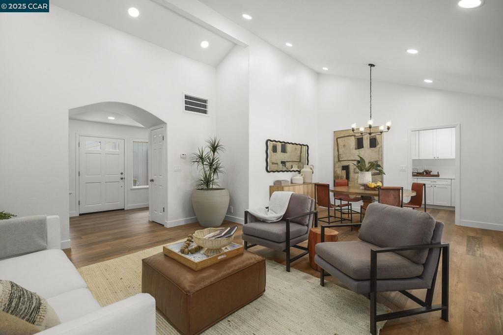 NORTH GATE - Residential