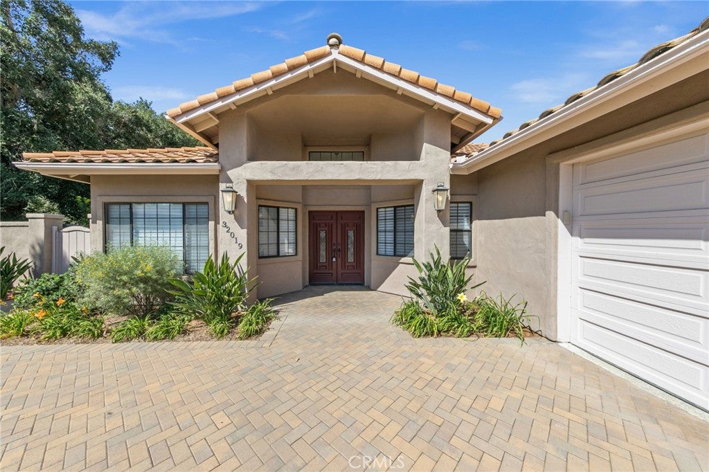 32019 Wiskon Way E