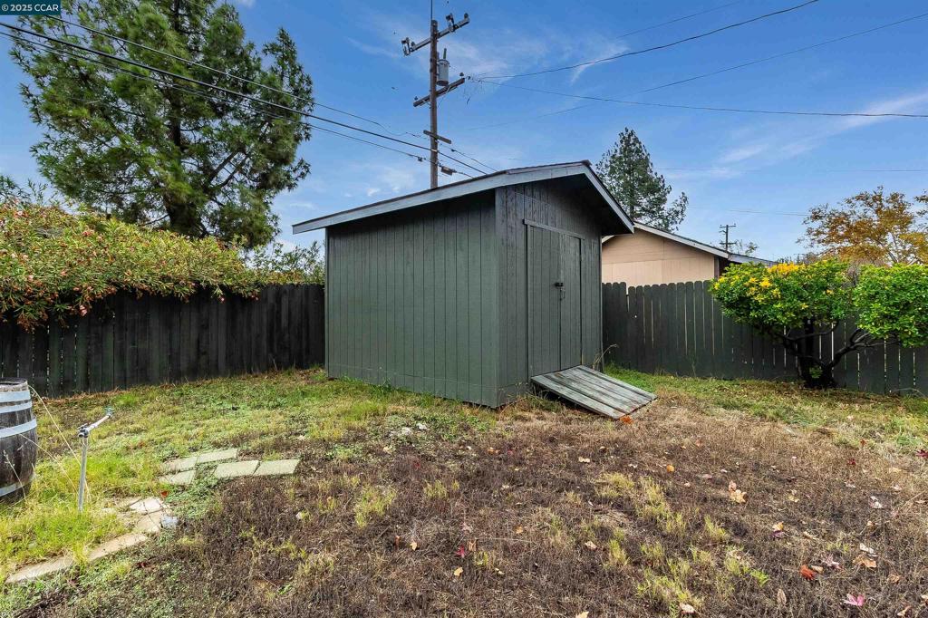 FAIRFIELD - Residential