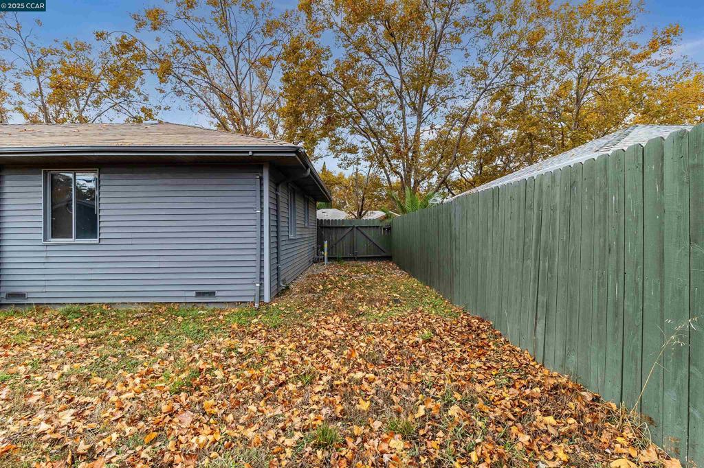 FAIRFIELD - Residential