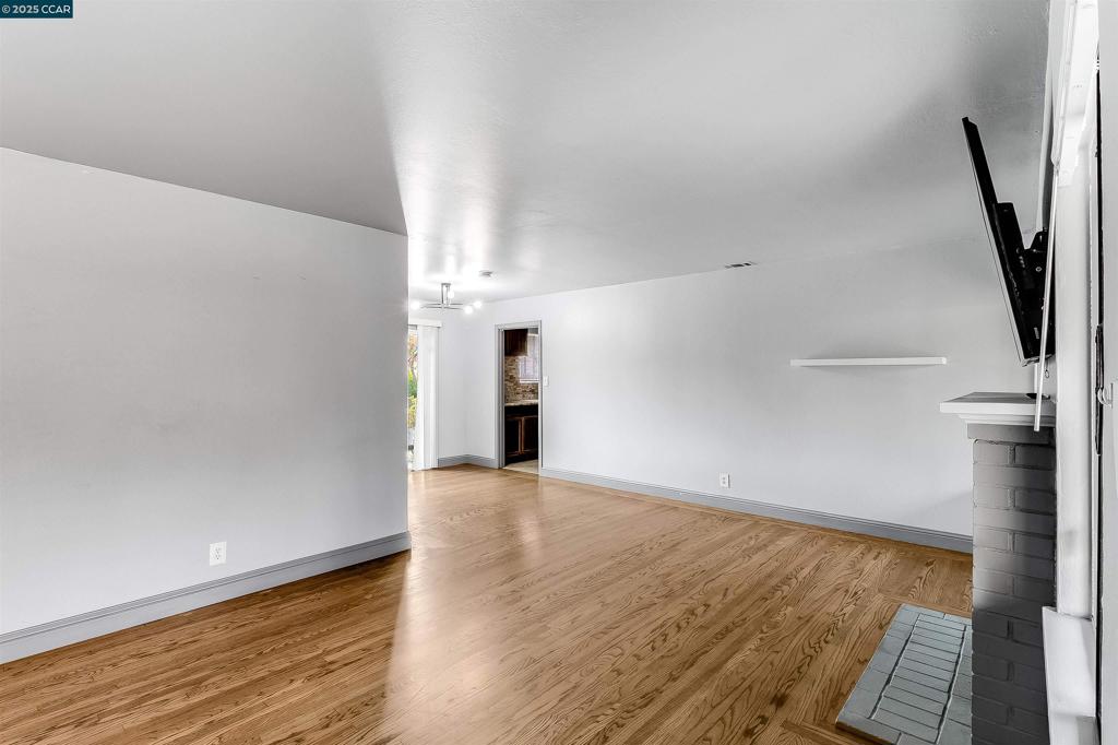 FAIRFIELD - Residential