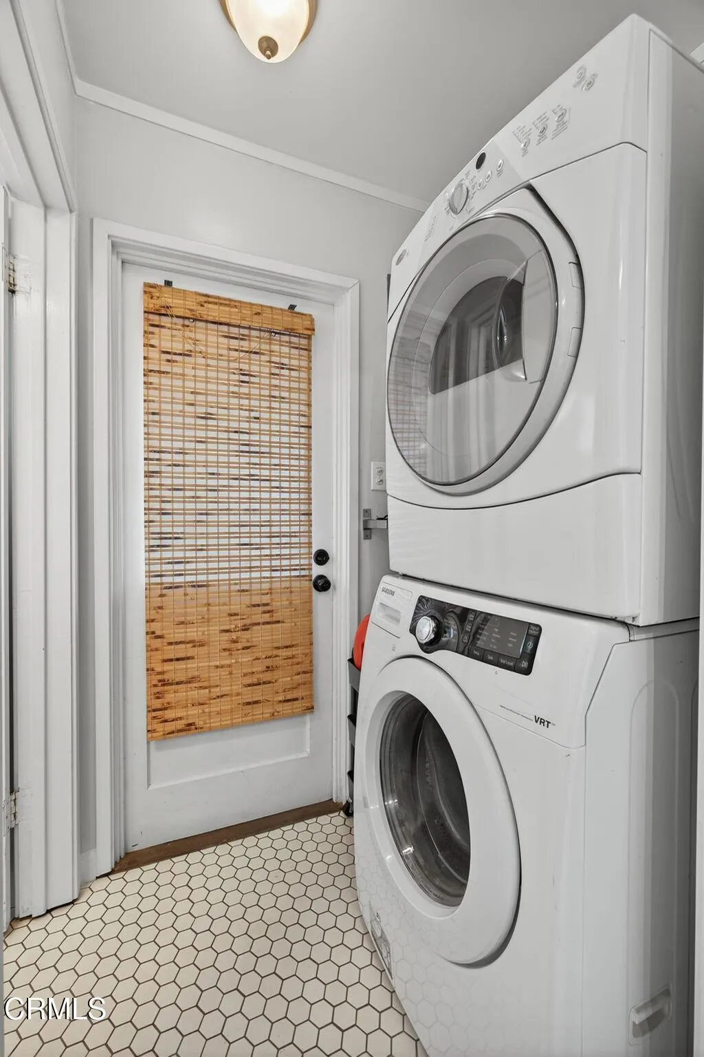 Ventura, California 93003, United States, 3 Bedrooms Bedrooms, ,2 BathroomsBathrooms,Residential,Active,187675