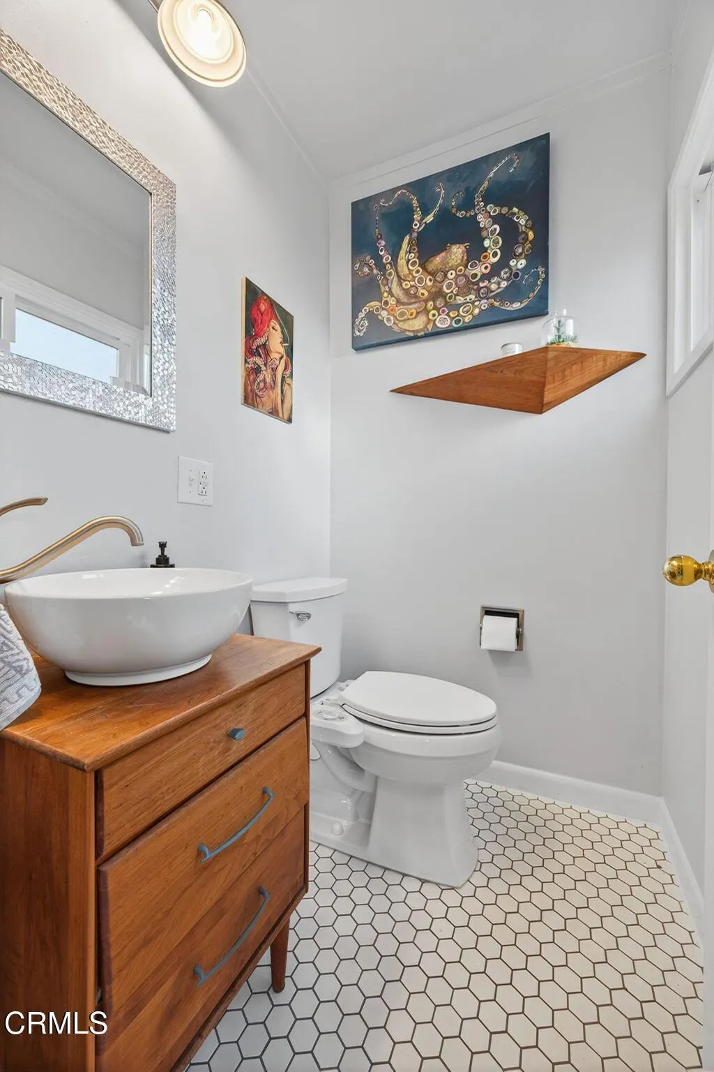 Ventura, California 93003, United States, 3 Bedrooms Bedrooms, ,2 BathroomsBathrooms,Residential,Active,187675