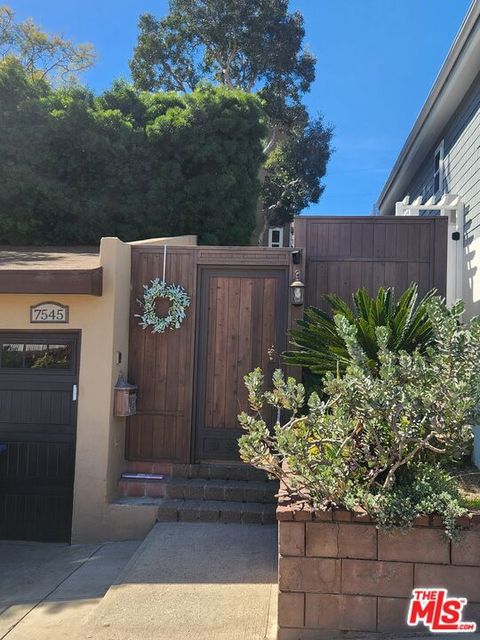 Photo of 7545 Trask Avenue, Playa Del Rey, CA 90293 (MLS # 26656585)