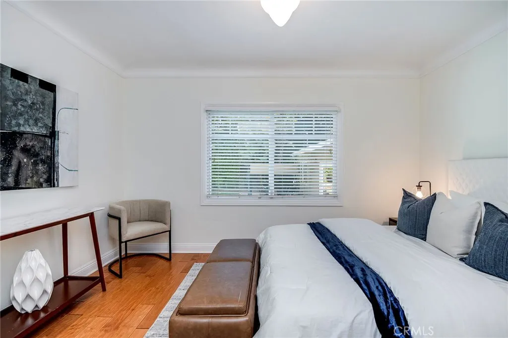 Studio City, California 91602, United States, 5 Bedrooms Bedrooms, ,4 BathroomsBathrooms,Residential,Active,229977