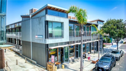 Photo of 1300 Highland AVE #210, Manhattan Beach, CA 90266 (MLS # SB26180159)