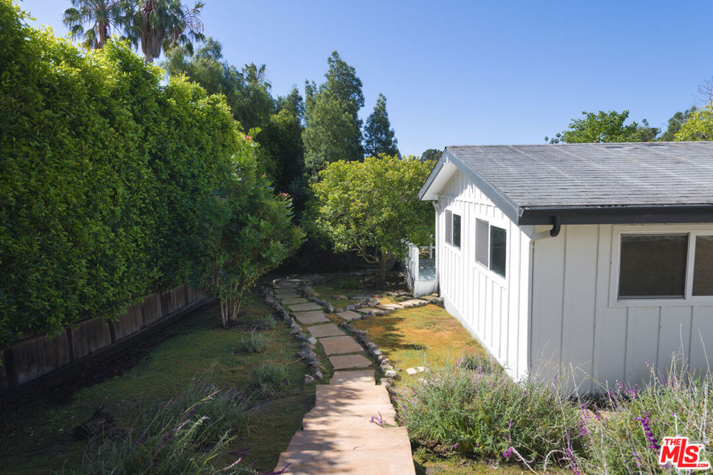 28926 Boniface Drive