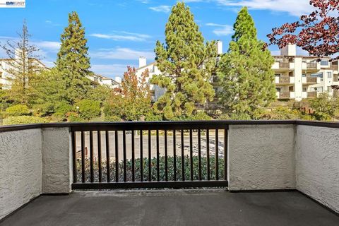 Tiny photo for 21117 21117 Gary Dr Dr #217, Hayward, CA 94546 (MLS # 41126336)