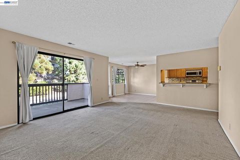 Tiny photo for 21117 21117 Gary Dr Dr #217, Hayward, CA 94546 (MLS # 41126336)