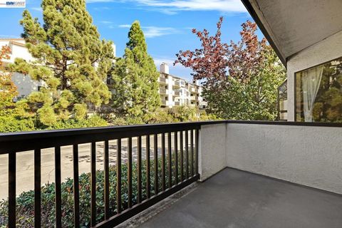 Tiny photo for 21117 21117 Gary Dr Dr #217, Hayward, CA 94546 (MLS # 41126336)