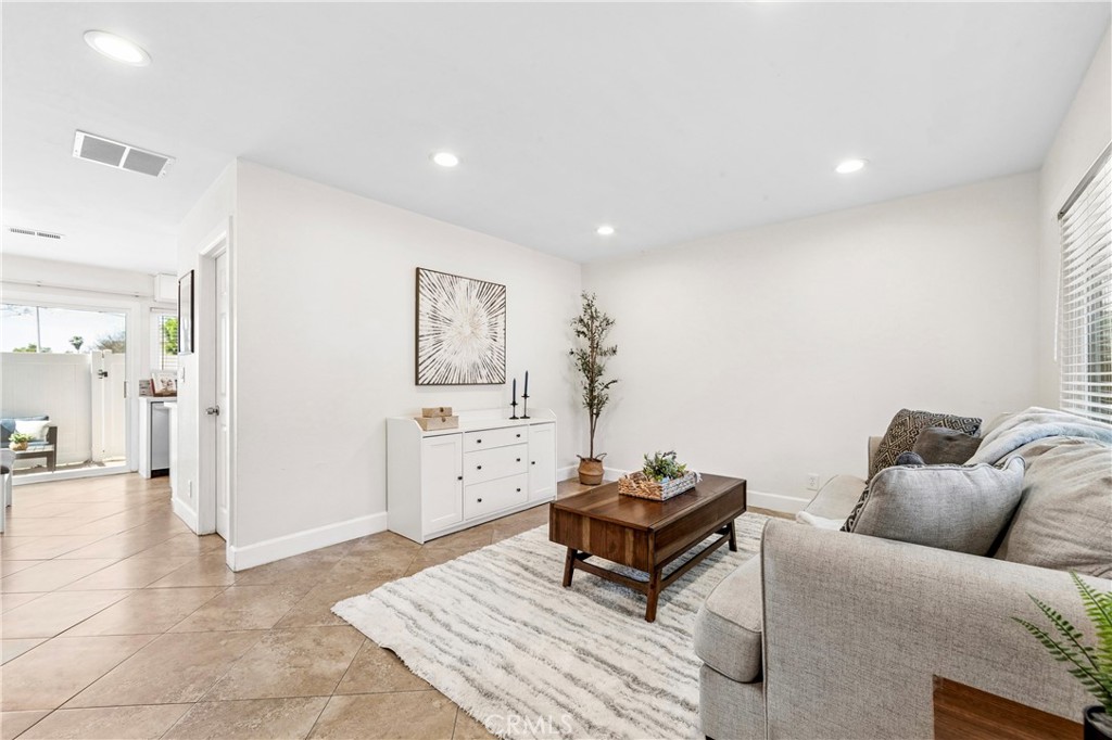 17653 Brittany Lane 91