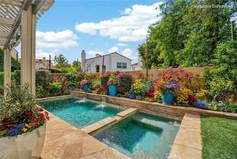 Photo of 23039 Park Privado, Calabasas, CA 91302 (MLS # SR26072541)