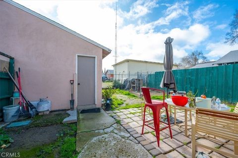 Tiny photo for 346 12th St, San Miguel, CA 93451 (MLS # NS26009747)