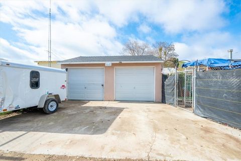 Tiny photo for 346 12th St, San Miguel, CA 93451 (MLS # NS26009747)