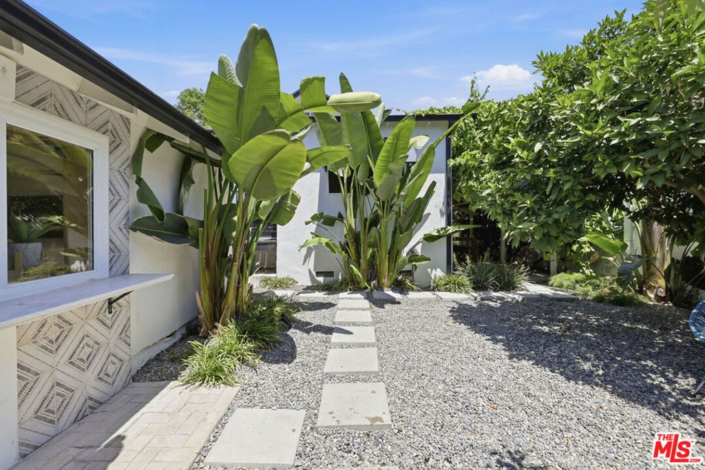 342 Fisher Street