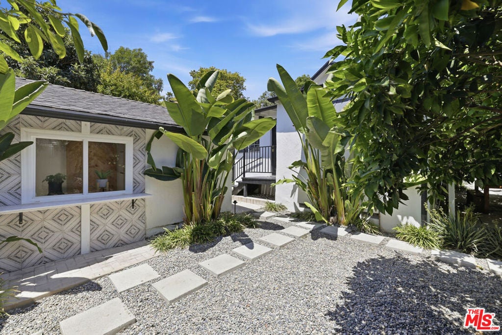 342 Fisher Street