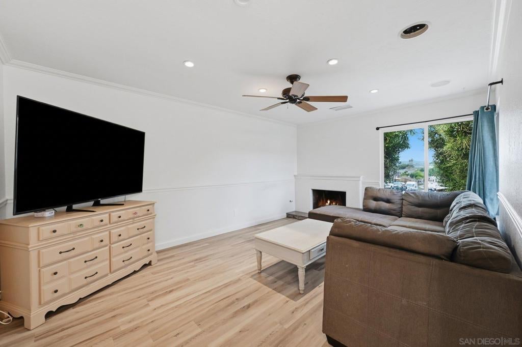 1920 Mclees Ct