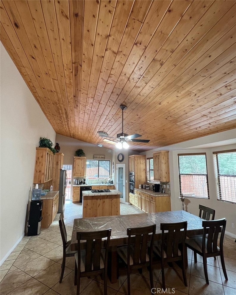 2504 Glacier Drive
