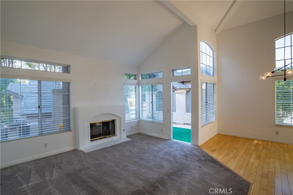 2 Mansera Place