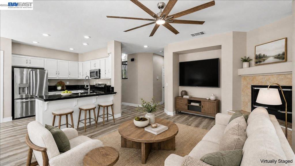 2449 Almanor Drive