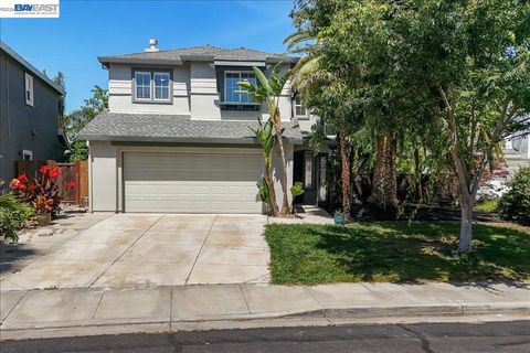 Photo of 2449 Almanor Drive DR, Tracy, CA 95304 (MLS # 41134480)