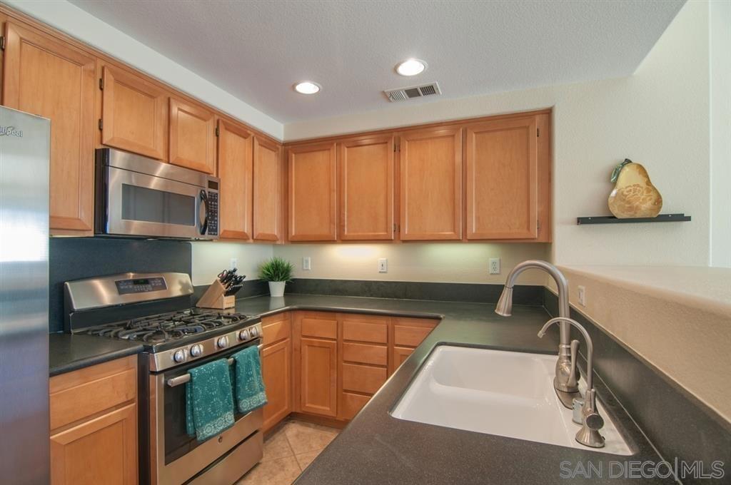 10414 Scripps Poway Pkwy 94