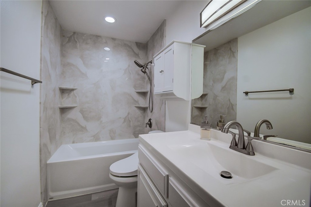 MacArthur Village (MAVL) - Residential