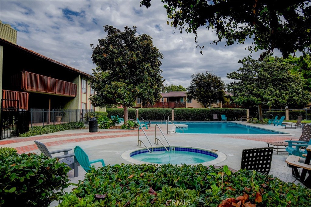 MacArthur Village (MAVL) - Residential