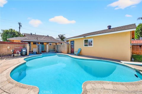 Photo of 1059 W Grand Ave, Pomona, CA 91766 (MLS # RS26050281)
