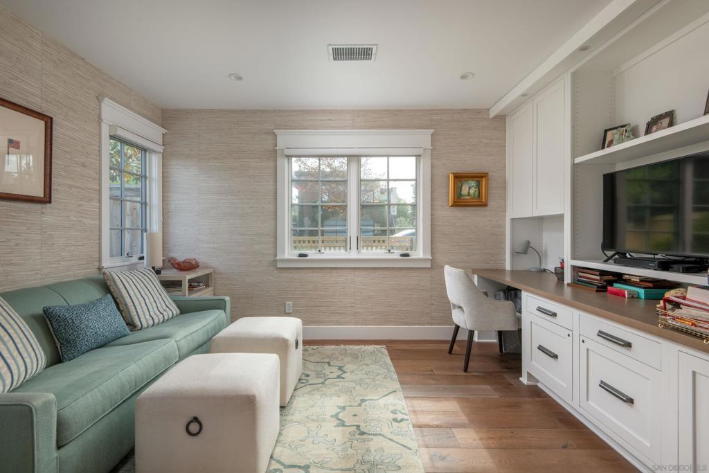 Del Mar - Residential Lease