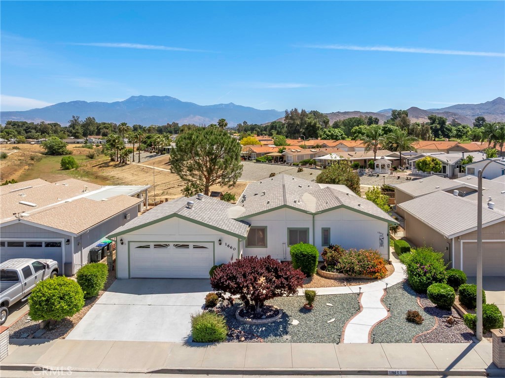 1660 Brentwood
