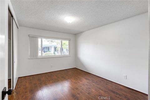 Tiny photo for 173 E Bowling Green, Port Hueneme, CA 93041 (MLS # SR26155399)