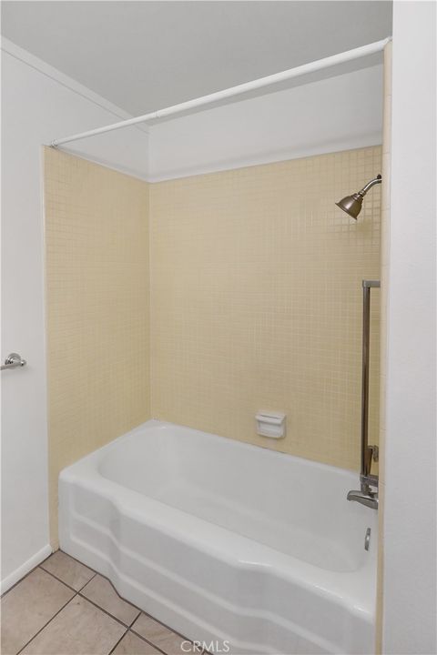 Tiny photo for 173 E Bowling Green, Port Hueneme, CA 93041 (MLS # SR26155399)